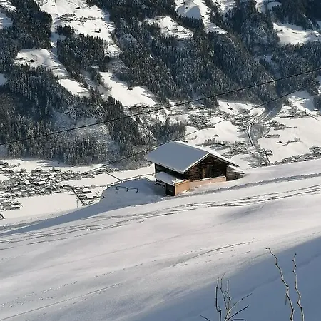 Ferienhutte Georg Hippach